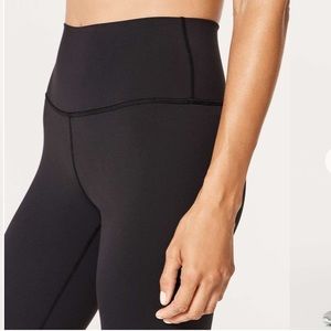🌸SOLD🌸Lululemon Wunder Under Hi-Rise 7/8 Tight